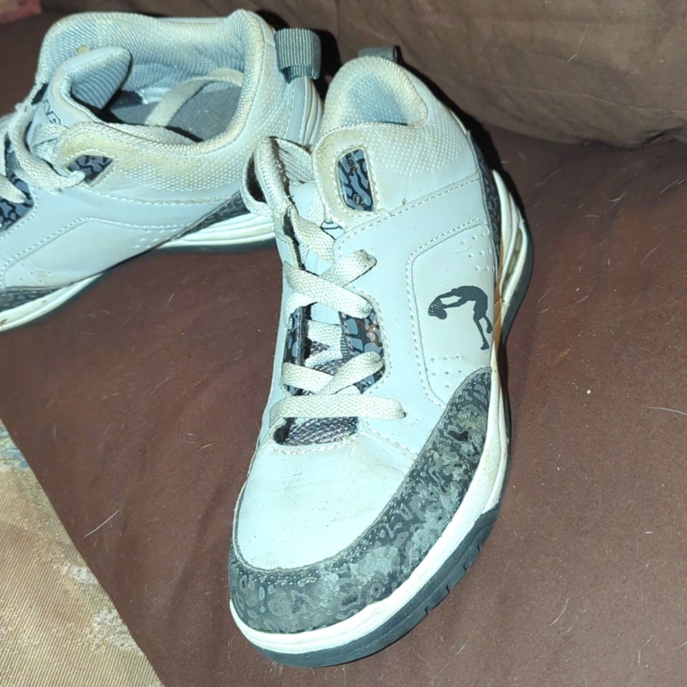 Little Boys Size 3 Shaq Empires